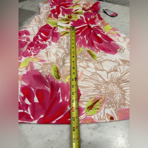 NWT, Women’s Vince Camuto, Floral Dress, Size 2 - Picture 12 of 13